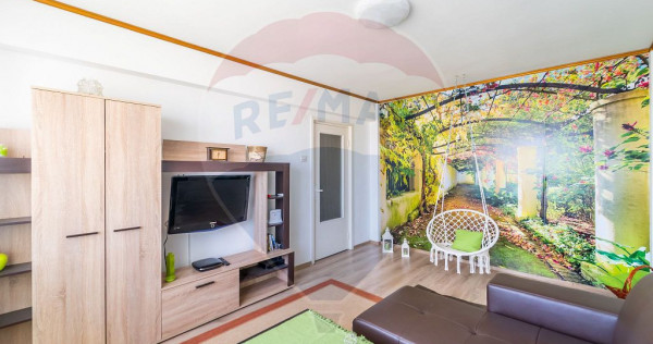 Apartament cu 3 camere de închiriat în zona Ultracentral