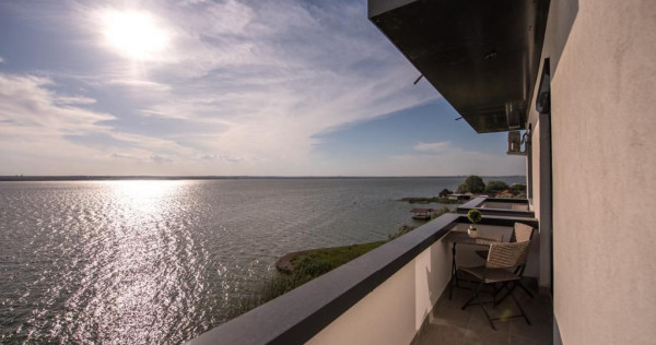 APARTAMENT 3 CAMERE MAMAIA CU VEDERE LA LAC