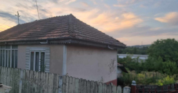 Casa cu 800 MP tere comuna Raducaneni judetul Iasi