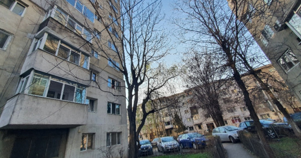 Apartament 2 camere, etaj 2/9, B d-ul București