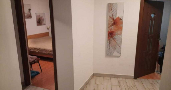 Apartament de 3 camere ( DECOMANDAT )-Dristor-Baba Novac-...