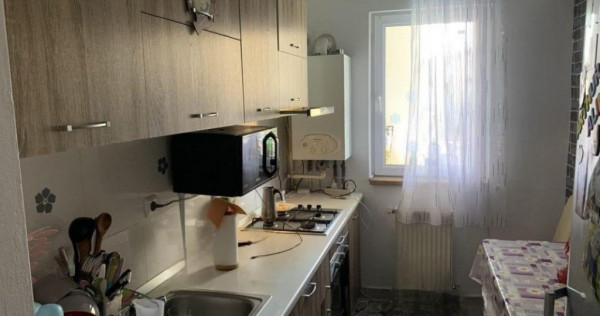 Apartament decomandat, 2 camere, 56 mp utili, Zona Porii