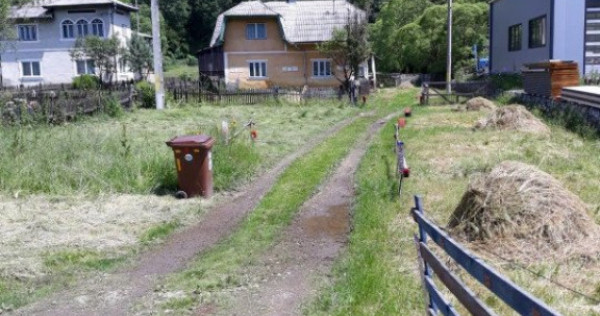 Casa si teren de 17.846 mp în Argestru, Suceava