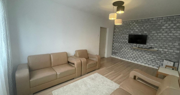 Apartament 3 camere, renovat, mobilat/ utilat, centrala termica bloc
