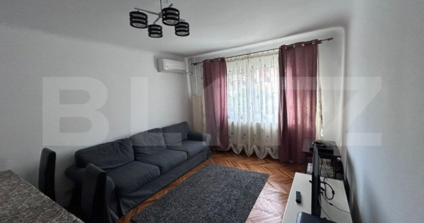 Apartament cu 3 camere, 74mp, zona piata din Rovine