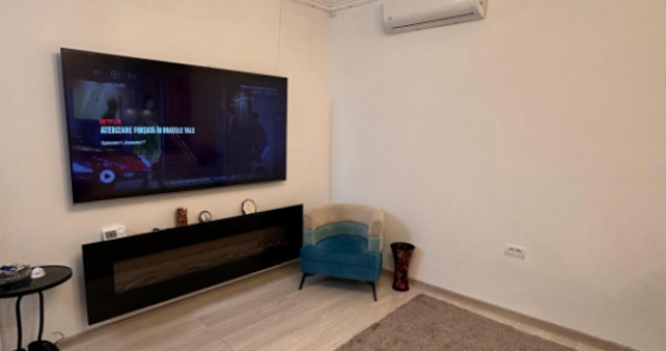 Casă 3 camere de v&acirc;nzare &icirc;n Dacia Constanța | Renovată