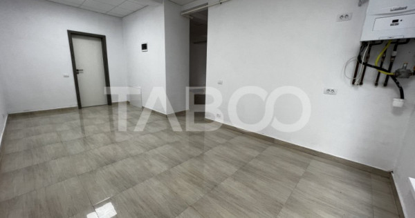 Spatiu comercial 2 camere 77 mpu cu vitrina Calea Surii Mici