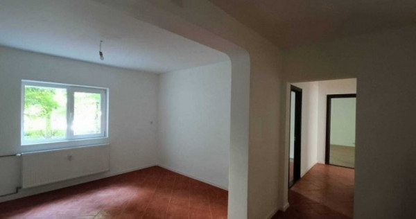 Apartament cu 4 camere lângă Parc Sebastian