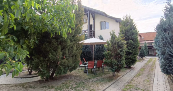 Casa cu curte si gradina la intrare in Sanpetru