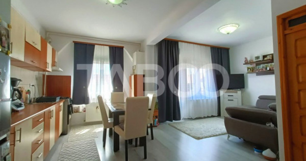 Apartament 3 camere mobilat utilat 68 mp utili balcon zona l