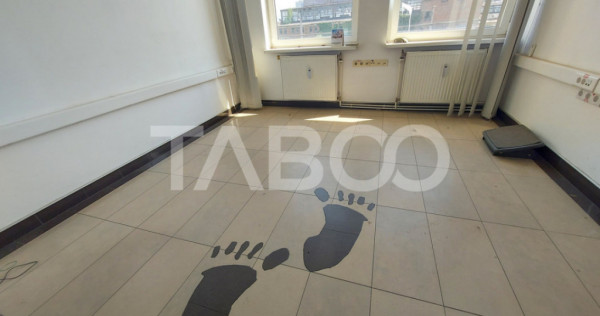 Spatiu comercial de inchiriat 3 incaperi 70 mpu zona Terezia