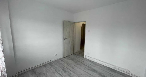 Apartament 2 camere decomandate Strand (renovat) +Pivnita