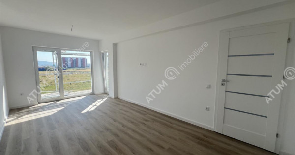 Apartament 2 camere decomandate si balcon in zona Doamna Sta