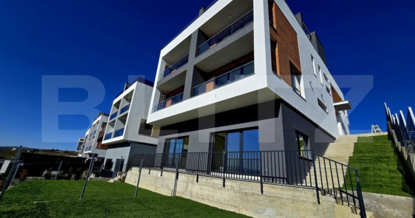 Duplex spatios 193 mp utili, 65 mp terase circulabile, 200 m