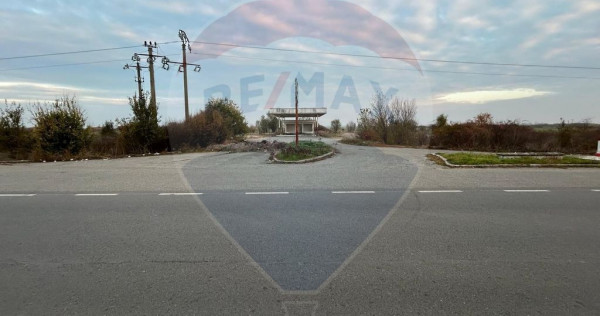 Teren Intravilan 20000 mp. plus cladire statie Peco