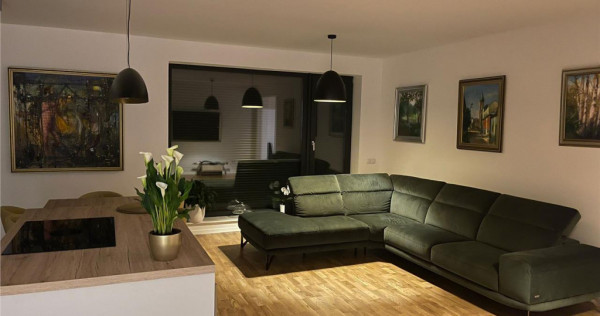 Apartament 3 camere decomandate, Central, Brasov.