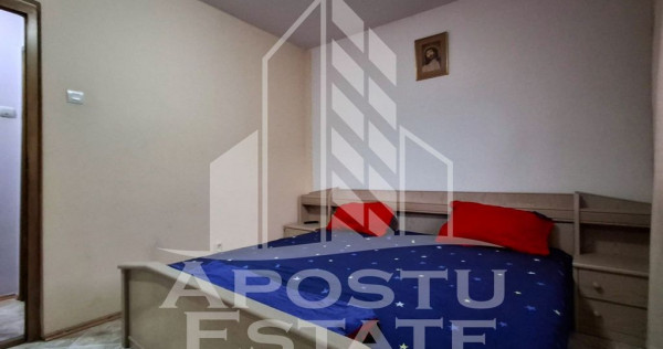 Apartament cu 2 camere semidecomandat centru