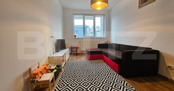 Apartament cu 3 camere, 64 mp, parcare, la 2 minute de Vivo