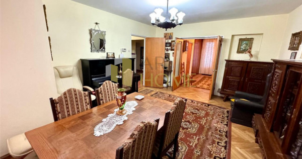 Apartament 4 camere, boxa si garaj propriu, in Ploiesti, zo