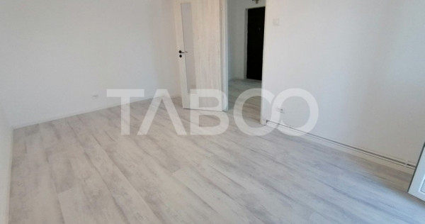 Apartament decomandat 2 camere renovat balcon pivnita Strand