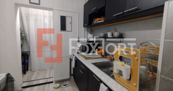 Apartament 2 camere, Zona Lipovei - Decomandat