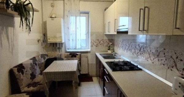 Apartament cu 2 camere semidecomandat, 50,3 mp, 4/4, zona Pi