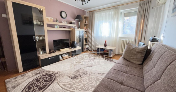 Apartament cu 4 cam, etaj intermediar zona Stadion-Comple...