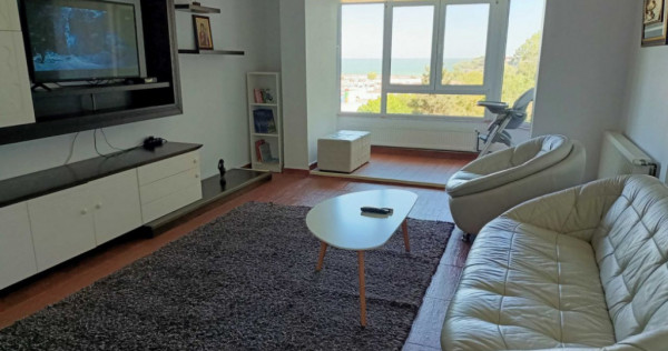 Apartament 3 camere situat in zona FALEZA NORD