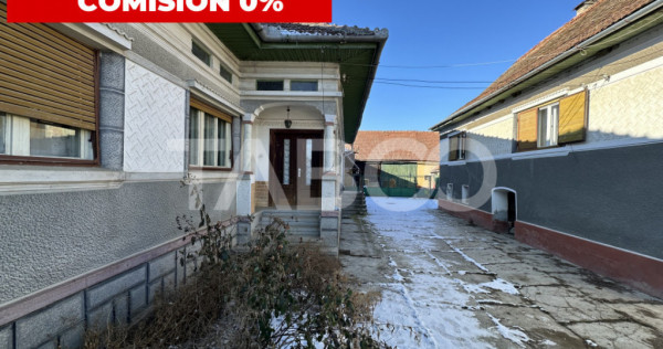 Casa cu potential de investitie 280 mp utili teren liber 206