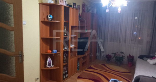 Apartament 3 camere Pantelimon – Baicului, bloc reabilitat