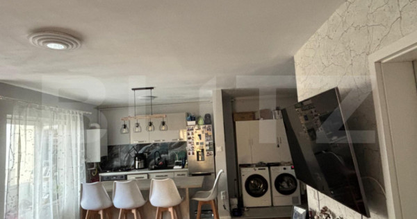 Apartament cochet, 3 camere, balcon, parcare, Zona Florilor