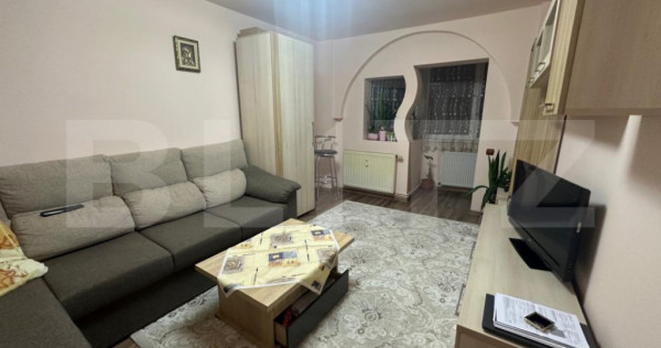 Apatament 3 camere renovat, zona 13 Decembrie