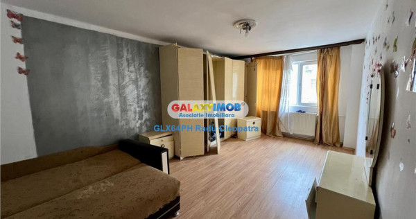 Apartament 2 camere, Ploiesti, zona Mihai Bravu