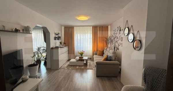 Vanzare Apartament 4 camere, 87 mp, zona Tei
