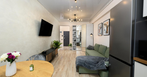 Apartament 2 camere, vedere catre mare, in zona Hanul cu Pes