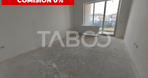 Apartament decoamandat 2 camere 71 mpu balcon dressing etaj