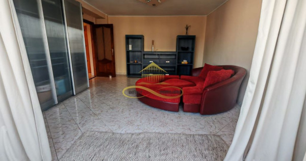 Apartament de &icirc;nchiriat &ndash; 2 camere decomandate, centru