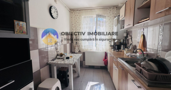 Apartament 2 camere-parter inalt- Zona Darmanesti