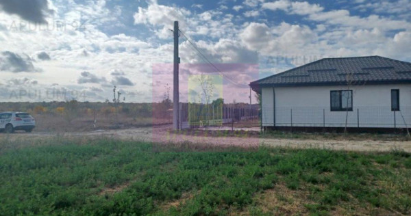 Gulia, teren intravilan curti-constructii, 516 mp, utilit...