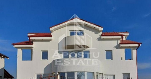 Casa individuala,7 camere si teren de 734 mp,Sag