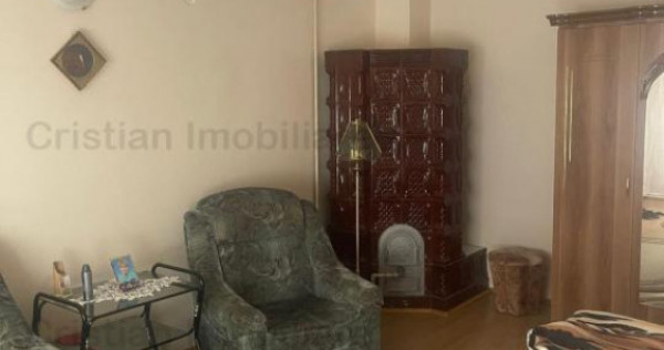 ULTRACENTRALA Casa 3 camere, toate utilitatile, teren 200 mp