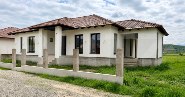 Casa individuala 4 camere, 105 mp utili, 500 mp teren,zona S