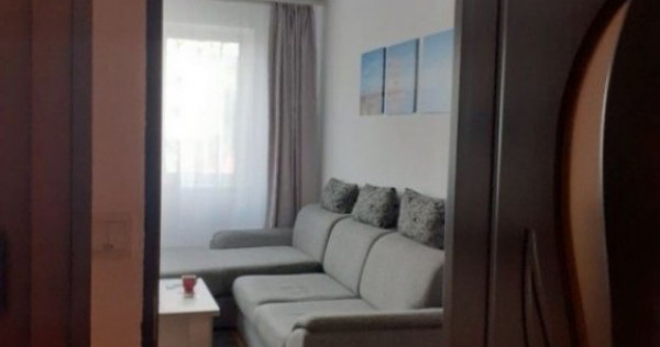 Apartament situat in zona GARA vis-a-vis de parc