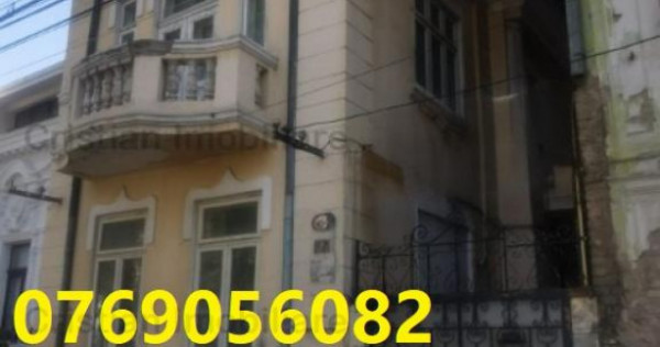 VILA D P E M, zona ULTRACENTRALA,