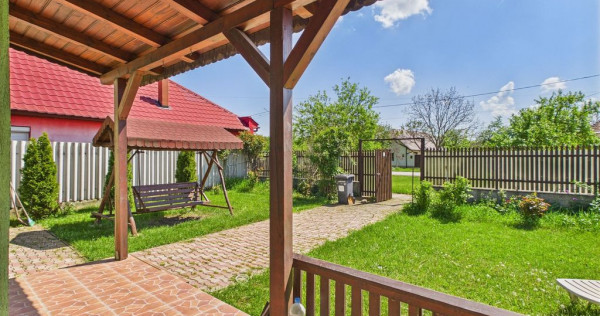 Vilă cochetă 4 camere P+M în Munar