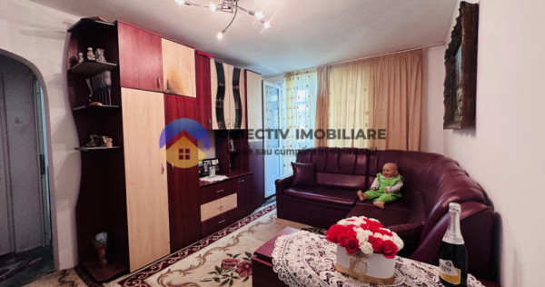 Apartament 3 camere-ETAJ 1-Zona Darmanesti