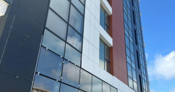 Spatiu comercial situat in zona COMPLEX PHOENICIA - MAMAIA N