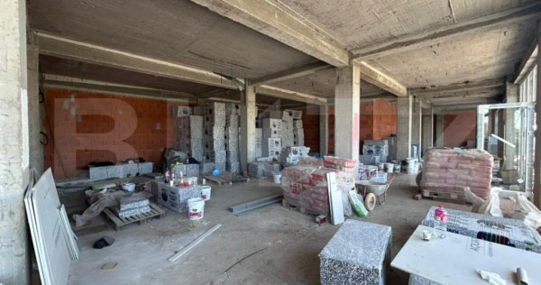 Spatiu comercial nou, open space, 140 mp, zona Selgros