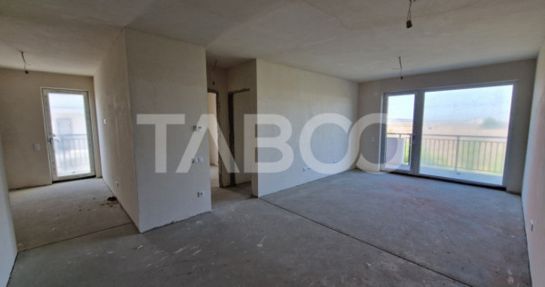 Apartament 3 camere 2 bai etaj 2 bloc cu lift zona de case i
