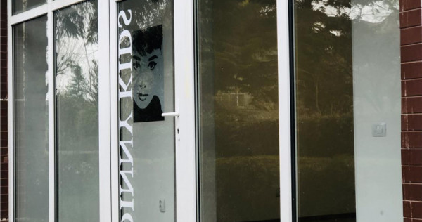 SPATIU CU POZITIE BUNA, Centrul Civic AFI